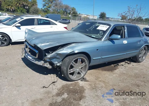 2002 Jaguar Xj8 from USA, damaged, VIN SAJDA14C12LF45607